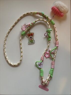 Handmade paracord phone/camera lanyard